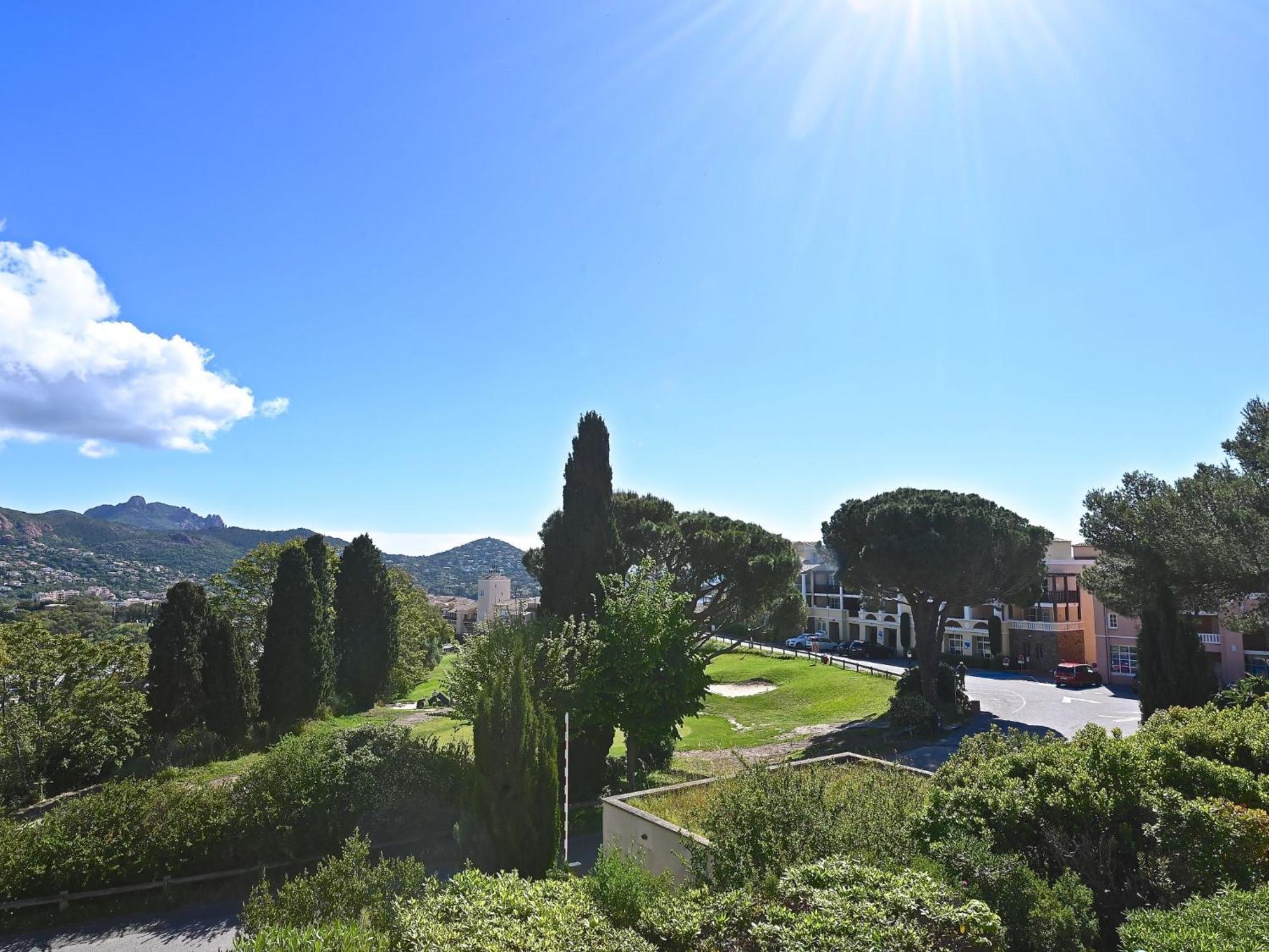 Apartment Village Cap Esterel - L'Esquinade-20 By Interhome Saint-Raphaël 外观 照片