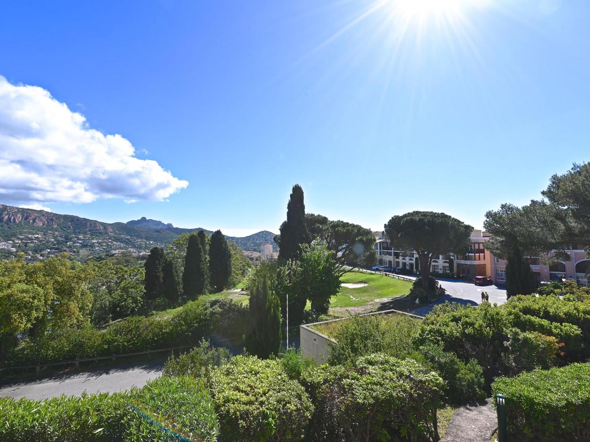 Apartment Village Cap Esterel - L'Esquinade-20 By Interhome Saint-Raphaël 外观 照片