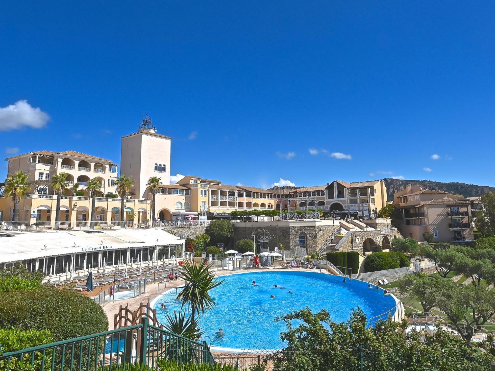 Apartment Village Cap Esterel - L'Esquinade-20 By Interhome Saint-Raphaël 外观 照片